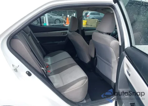 2017 Toyota Corolla Le z USA, uszkodzony, nr VIN 5YFBURHE2HP587255